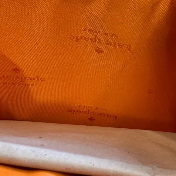 kate spade New York NWT gorgeous and fun Staci Orange Toss Medium L-Zip Wristlet - Picture 9 of 13